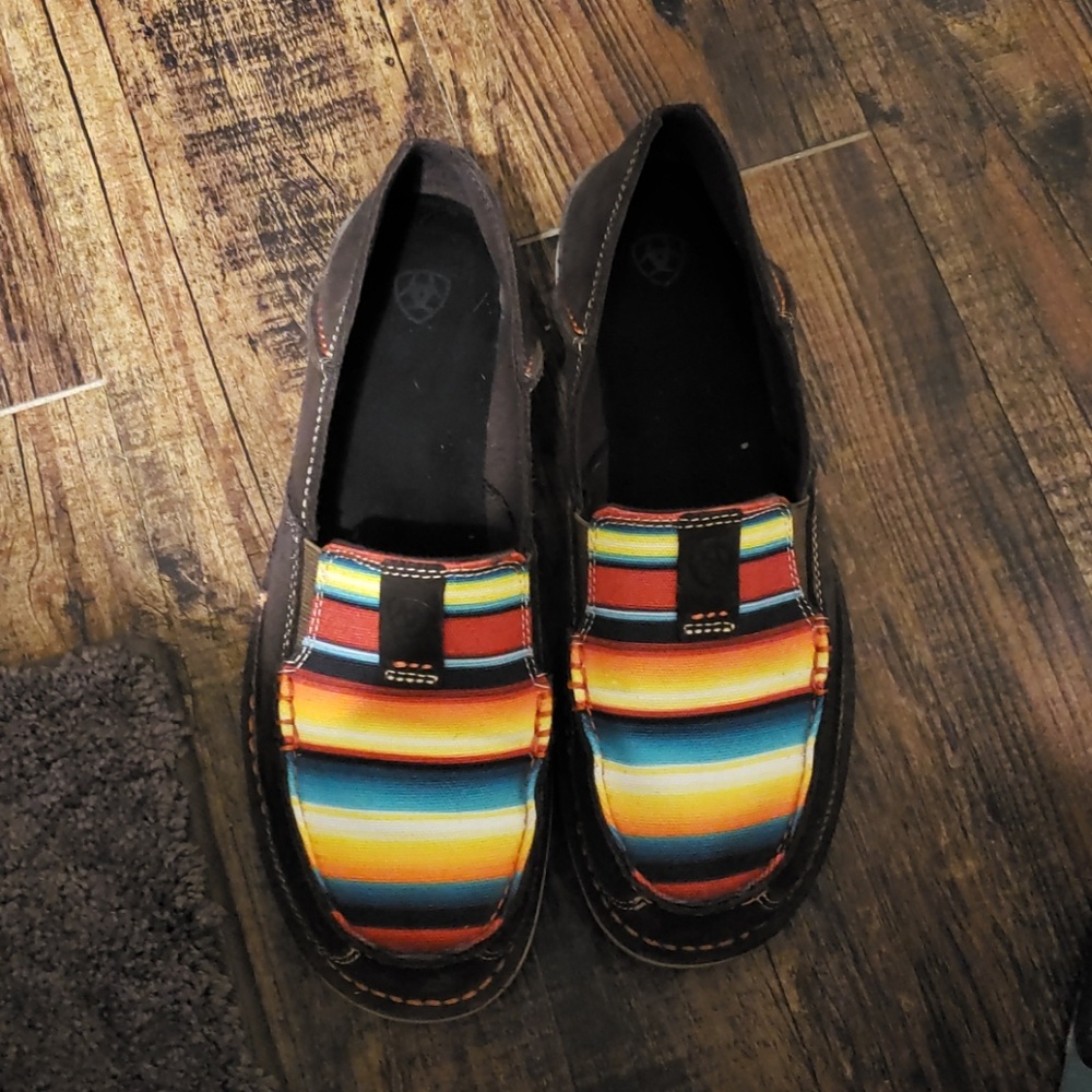 Ariat Cruisers